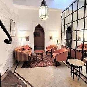 Privatise Jusqu A 5 Personnes A 5 Minutes Place Jemma El Fna Loue Avec Menage Et Petit Dejeuner Compris Vakantiehuis